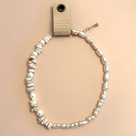 Anthropologie Pearl Shell Necklace. Brand new! - Picture 9 of 16